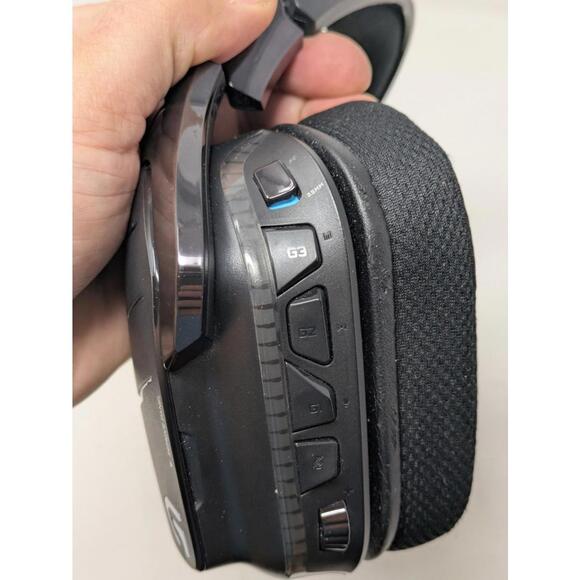 Logitech G633 Artemis Spectrum RGB 7.1 Surround Sound Gaming Wired Headset - Picture 7 of 11